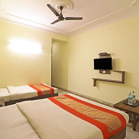 Silver Shine New Delhi - Comfort Stay Экстерьер фото